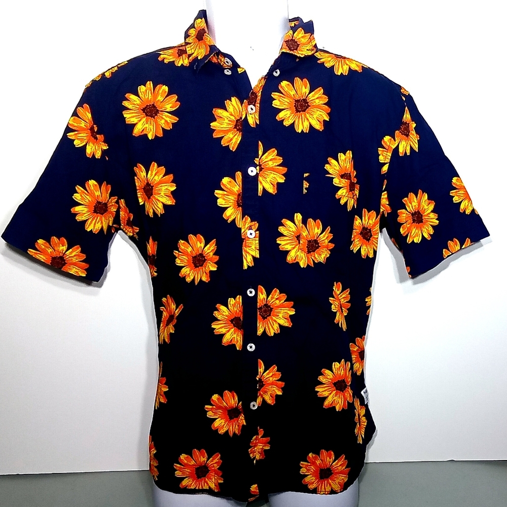 MEN'S LARGE PUBLIC ART BUTTON DOWN SHORT SLEEVE SHIRT